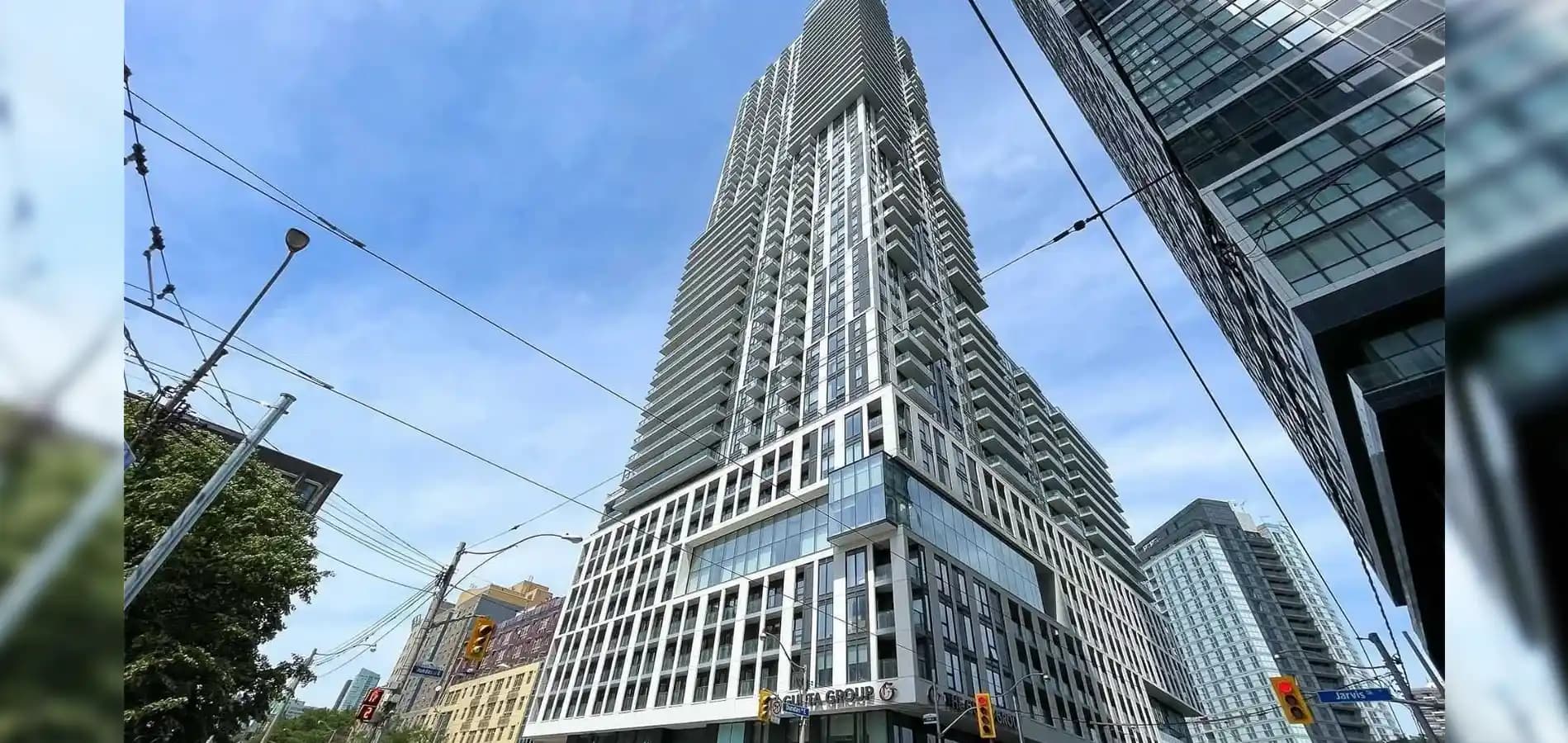 2204 - 251 Jarvis Street