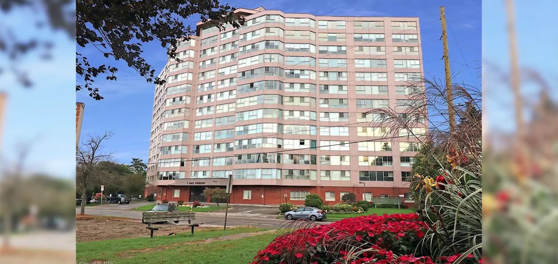 902 - 7 Gale Crescent